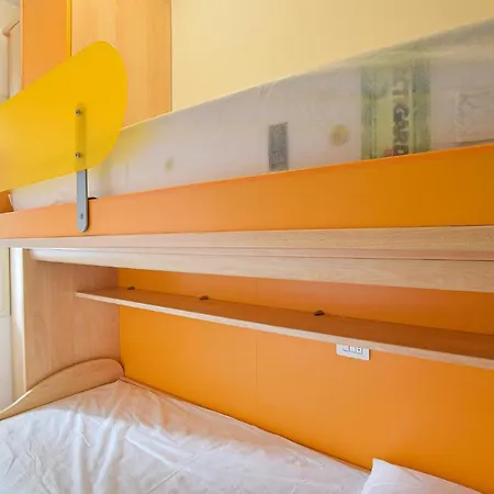 Beautiful In With 2 Bedrooms 아파트 비비오네