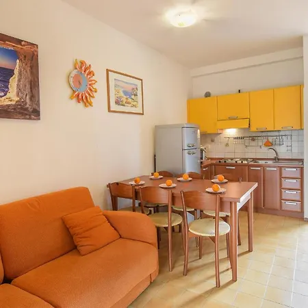 Beautiful In With 2 Bedrooms Apartman *